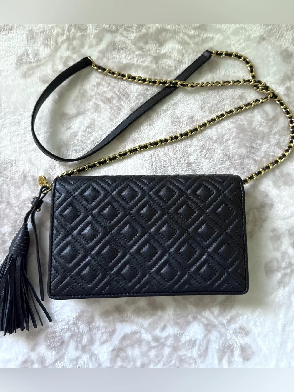 Tory Burch Fleming Quilted Leather Chain Crossbody Bag Wallet with Tassel Logo